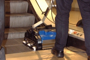 PREDSTAVLJAMO DUPLEX Escalator Base 350